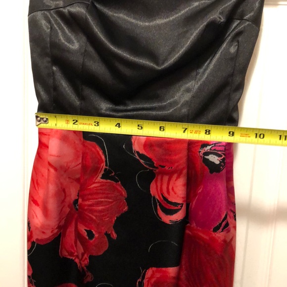 BCX Black & Red Floral satin tube mini dress - Picture 3 of 6